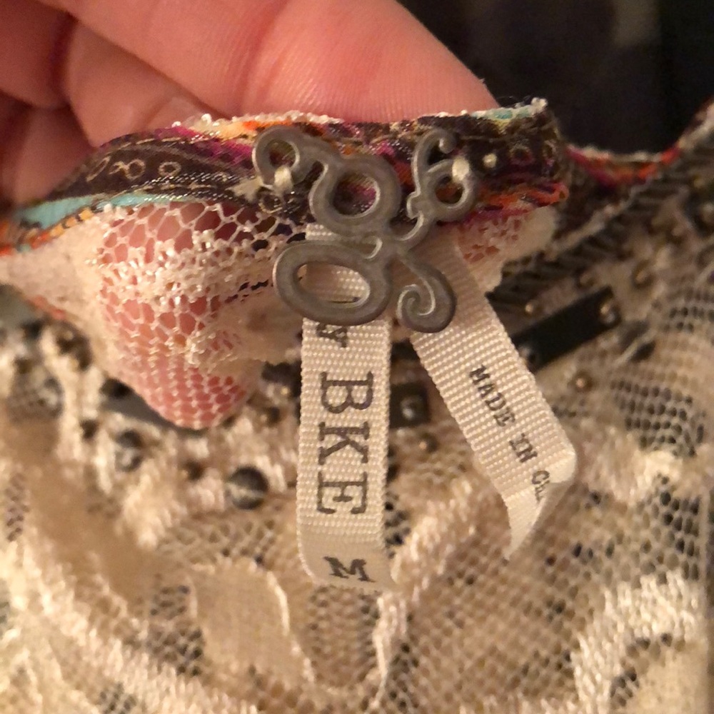 NWOT BKE lace top - Picture 3 of 5